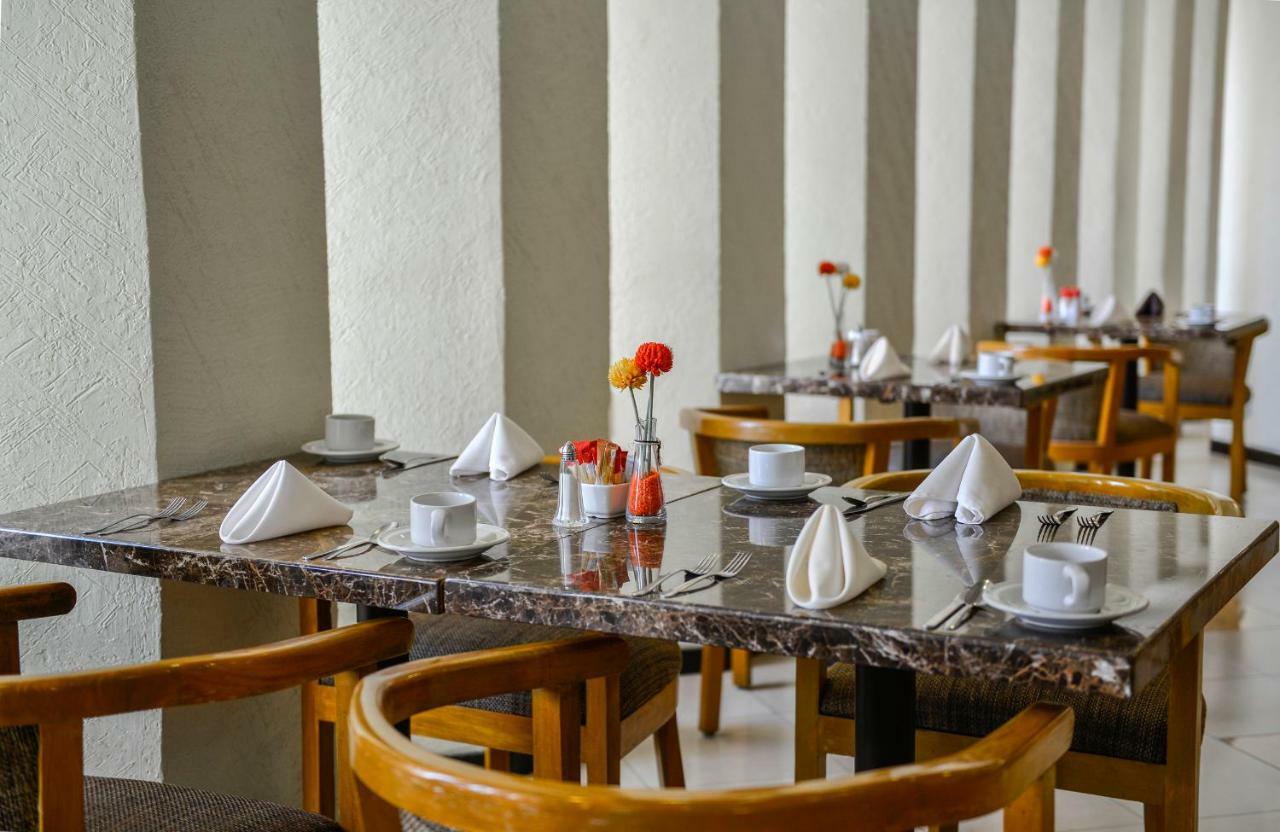 Hotel Aranzazu Plaza Kristal 3*